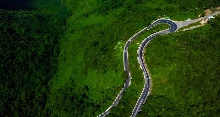 Visite de la ville de Hué depuis Hoi An et Da Nang - Visite privée en limousine - Truong Sa Tourist 3