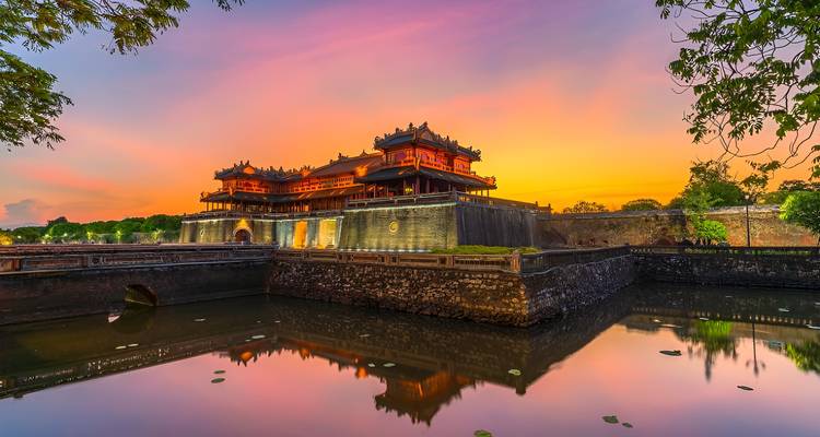 Visite de la ville de Hué depuis Hoi An et Da Nang - Visite privée en limousine - Truong Sa Tourist 4