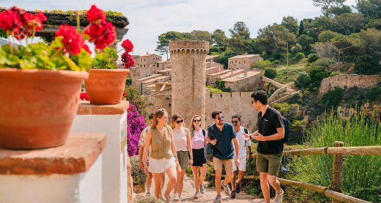 Montserrat, Gérone et Costa Brava en 2 jours depuis Barcelone - WORLD EXPERIENCE 2