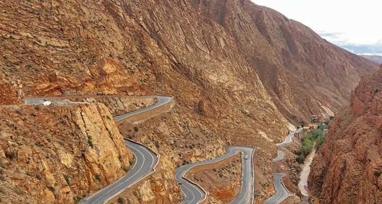 Villes impériales et rêves bleus : 7 jours de Marrakech au désert - Desert vie  10