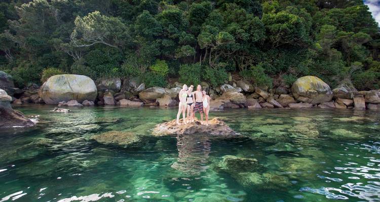 Tournée nationale sélective de 12 jours "Kereru - Stray Travel 5
