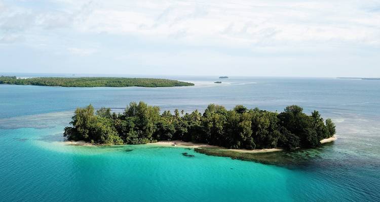 PNG Small Group Adventure – Highlands & Islands Tour - No Limit Adventures 10