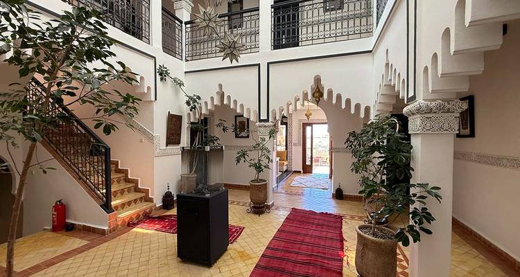 Intérieur d'un bâtiment marocain traditionnel.