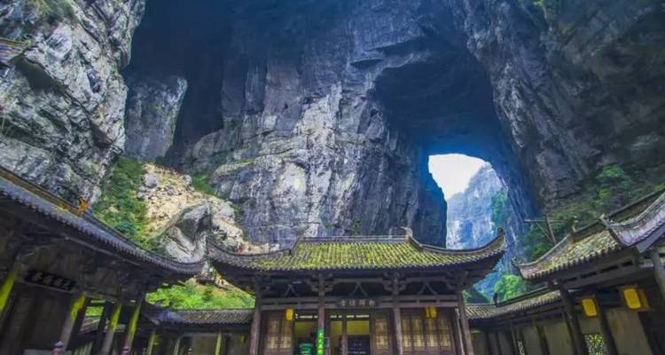 Odyssée du Sichuan et de Chongqing : les pandas chinois (circuit familial privé) - UME Travel Co. Ltd 7