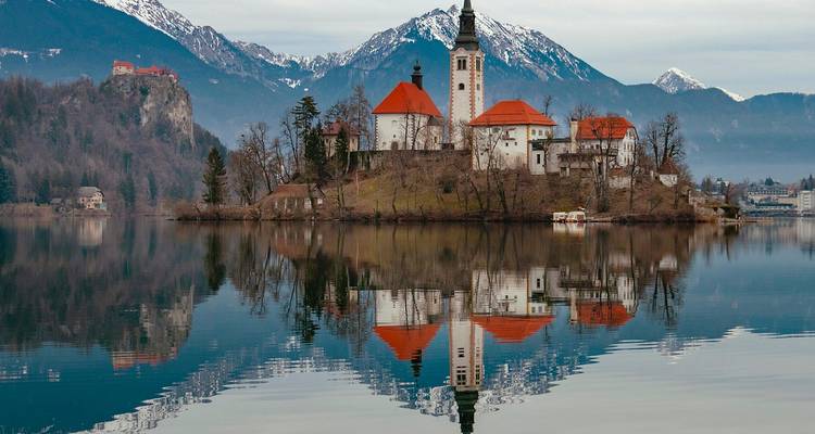 5 Day Ljubljana including Predjama Castle, Postojna Cave, Lake Bled & Ljubljana Castle - STM Tours LLC 3