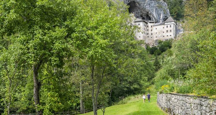5 Day Ljubljana including Predjama Castle, Postojna Cave, Lake Bled & Ljubljana Castle - STM Tours LLC 4