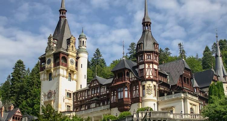 Epic Romania! Group Tour for like-minded Solo Travellers aged 25-40 - Indy Escapes 5
