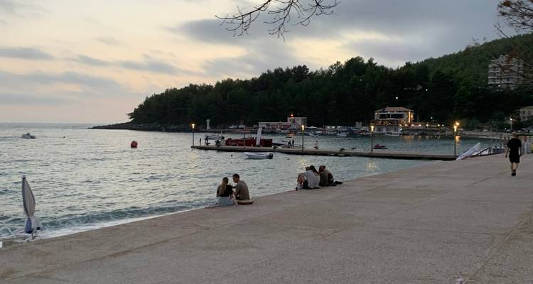 Circuit de 3 jours dans le sud de l'Albanie : Gjirokastra, Blue Eye, Himara, Riviera & Boat Tour - Local Friends Albania  10