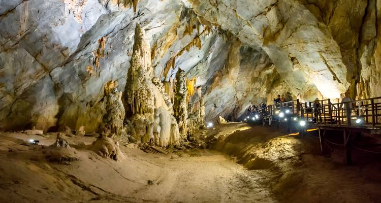 Da Nang : 2025 Central Vietnam Tour - 6 jours, 5 nuits circuit privé - Truong Sa Tourist 8