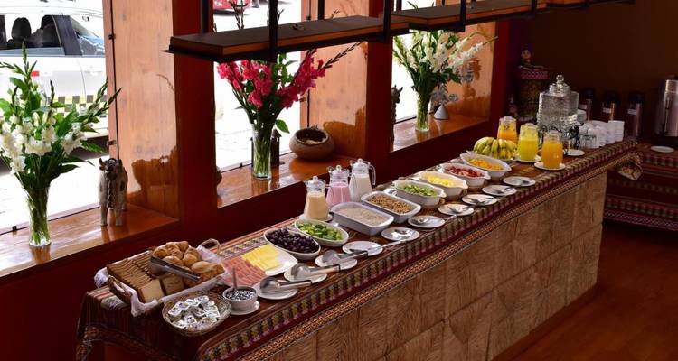 Culinary Hiking Tour in Peru: Cusco, Sacred Valley, Machu Picchu, and Rainbow Mountain - Crossover Peru 2