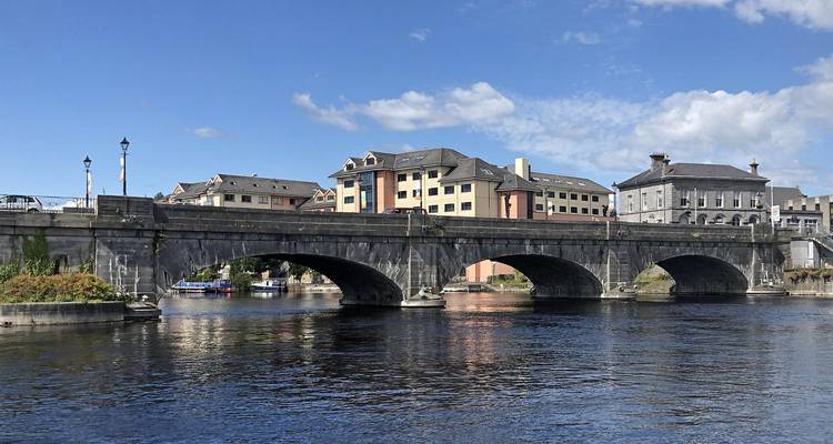 5 Days :  Dublin including Giants Causeway, Cliffs of Moher, Galway City & Cahir Castles - STM Tours LLC 2