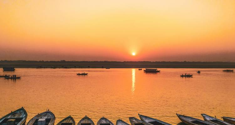 5-Day Guided Tour to Varanasi, Ayodhya, and Prayagraj -  Taj Voyages Tours  6