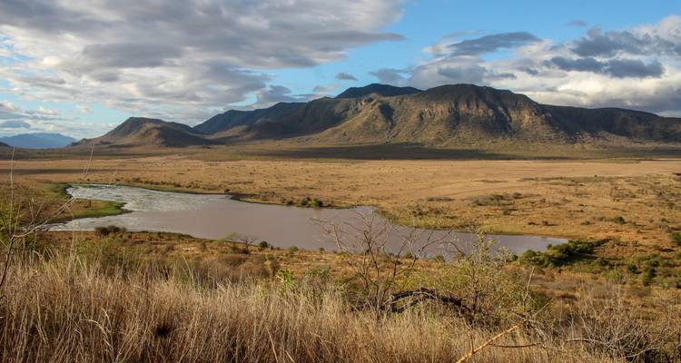 SAFARI D'UNE JOURNÉE DANS LE PARC NATIONAL DE MKOMAZI - Johnadventures 3