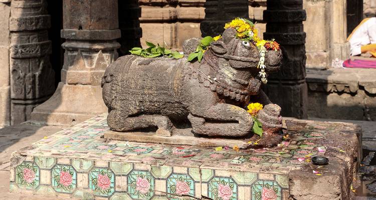 3-Day Mahakaleshwar and Omkareshwar Spiritual Tour - SafeHands Travels 4