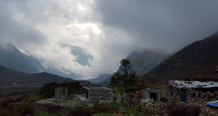 Trek du Manaslu et de la vallée de Tsum - Adventure Bound 2