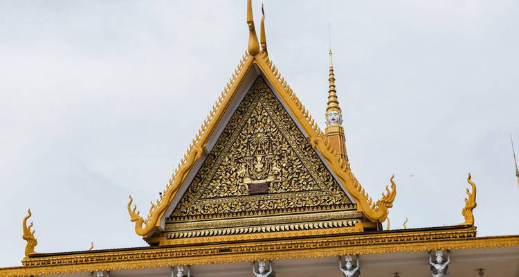 Mekong River Cruise & Dolphin Encounter 7-Night Cambodia to Vietnam - Lotus Cruises 8