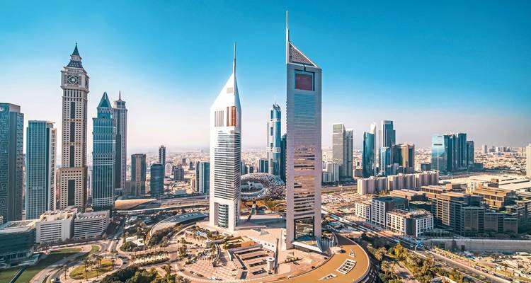 Innenstadt Dubai mit ikonischer Architektur.