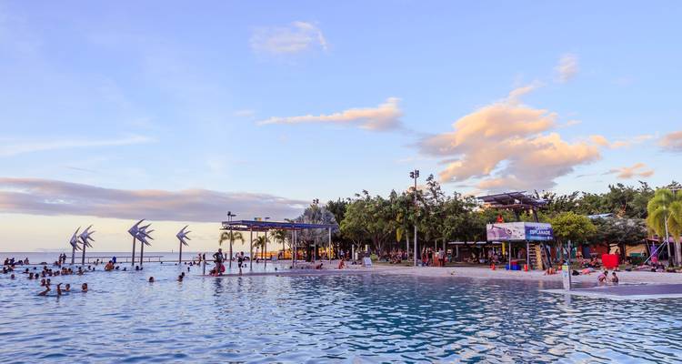 Brisbane to Cairns: 15 Day DINGO SELECT Tour (twinshare or single accom) - Stray Australia  10