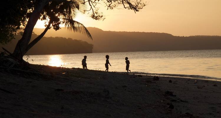 Escapade au Vanuatu : Culture, volcans et îles paradisiaques 7 jours - Across Caribbean Excursions  3