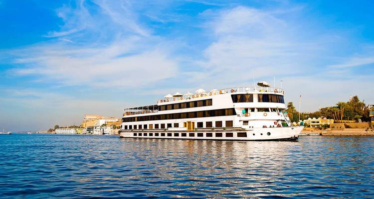 L'opulence dévoilée : Un voyage luxueux à travers le Caire, les pyramides et la croisière sur le Nil". - Truly Adventures 2