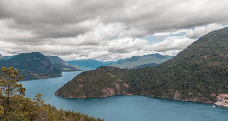 4 Days Bariloche: Scenic Seven Lakes Escape - Signature DMC 7