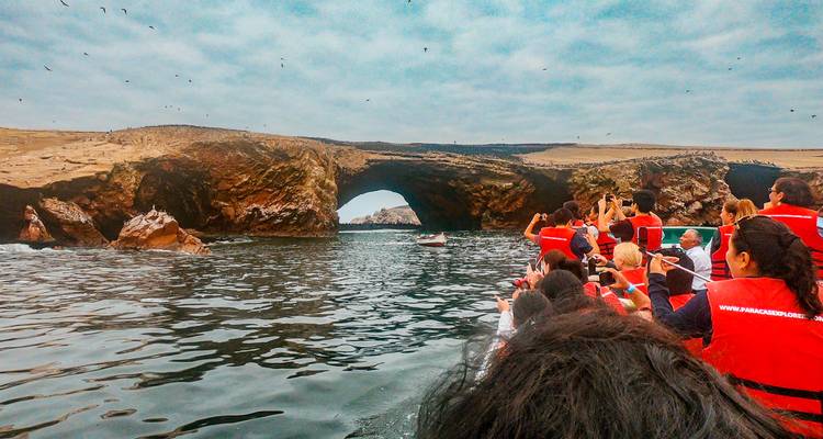 AVENTURE PÉRUVIENNE SUR MESURE : LIMA (PARAPENTE OU COURS DE CUISINE ET DÎNER-SPECTACLE), PARACAS, ICA, HUACACHINA, INTI RAYMI, VALLÉE SACRÉE, MACHU PICCHU ET MONTAGNE ARC-EN-CIEL AVEC/VOLS INT. - Waman Adventures 3
