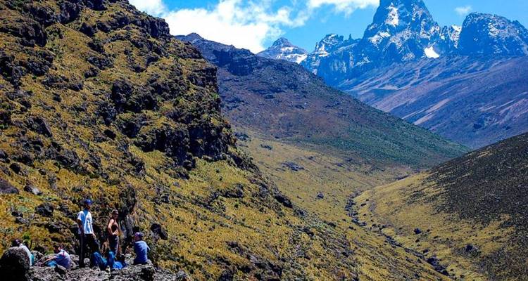 Trekking au Mont Kenya par l'itinéraire Sirimon - 4 jours - Pure African Expeditions 2