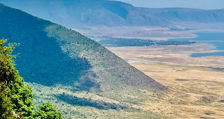 5 Days Mount Kenya Climbing- Sirimon Route - Pure African Expeditions 1
