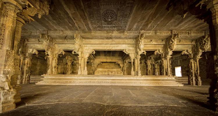 Circuit d'une journée des temples sacrés : De Chennai à Kanchipuram et Vellore - Agora Voyages OPC Pvt Ltd 6