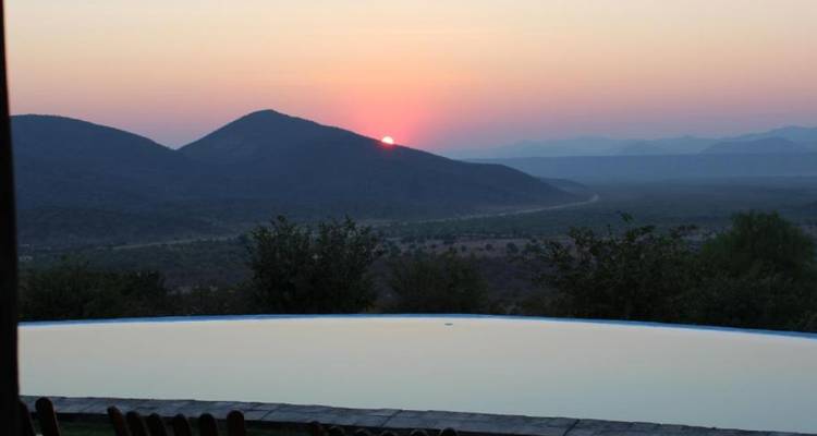 Safari de 5 jours dans la tribu Himba et à Etosha - Knap Tours Limited 3