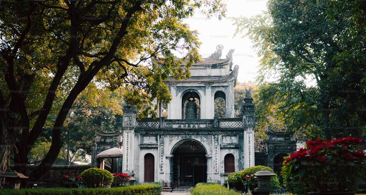 Vietnam Bites & Sights: 8-Day Super Save from Da Nang to Hanoi - Sondax Travel 1