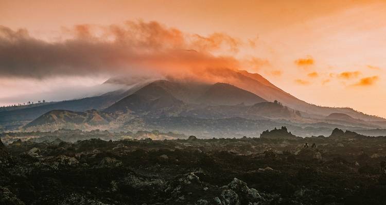 8 jours de bonheur à Bali : Là où le luxe rencontre les sensations fortes, la culture et la lumière nocturne - STM Tours LLC 4
