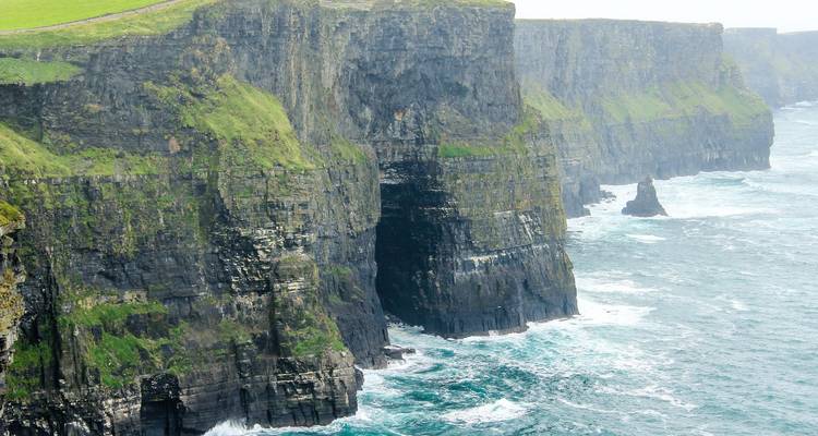 Cliffs of Moher, Ring of Kerry & Ireland's South West 5 Day Small-Group Tour - Click Tours 4