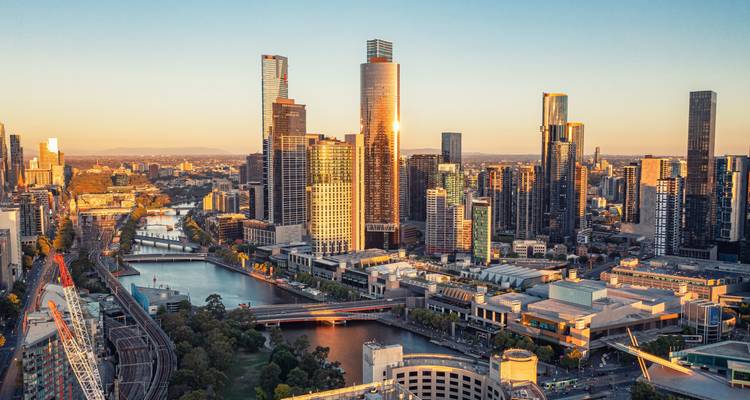 Autour du monde : Buzz asiatique, routes australiennes et lueur américaine - journaway DACH 4