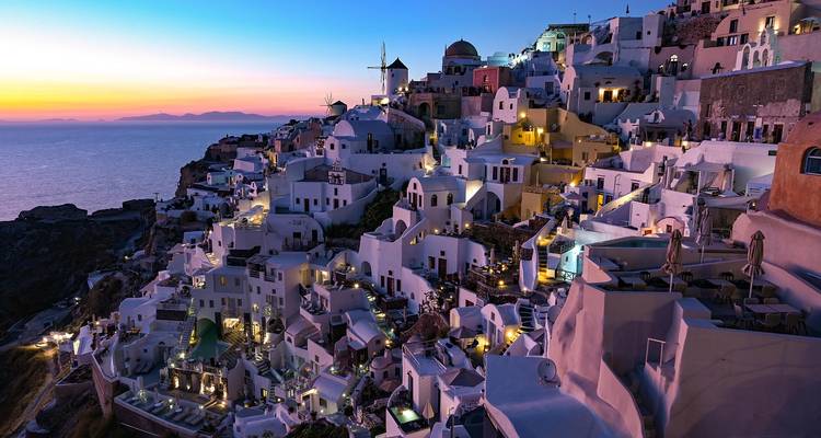 7 jours de couchers de soleil et de sérénité à Santorin - STM Tours LLC 1