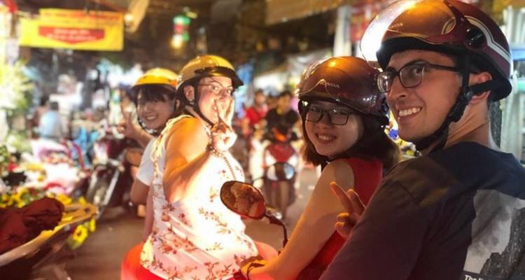 Flavors of Vietnam: 11-Day Culinary & Cultural Exploration - Sondax Travel 3