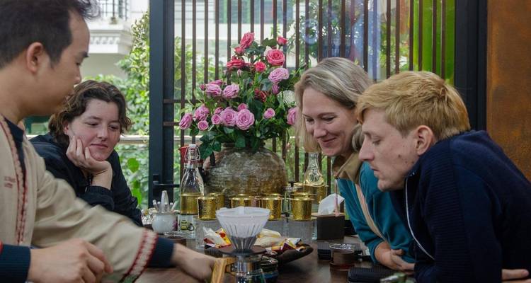 Atelier sur le café authentique de Hanoi : Apprenez 6 cafés traditionnels et 8 recettes locales - Sondax Travel 9