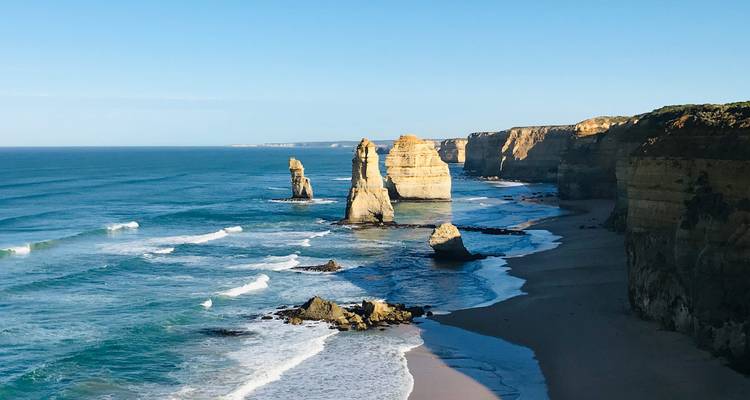 Hike the Great Ocean Walk (5 destinations) - Intrepid Travel 7