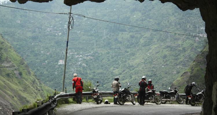 The Cliffhanger - Himalayan Challenges 3