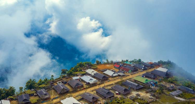 Unique Grand Vietnam Loop Tour 14- Day ( Mu Cang Chai - Tram Tau - Sapa - Ha Giang - Ban Gioc Waterfall - Ba Be Lake - Halong Bay) - Bee Gng International Joint Stock Company 3