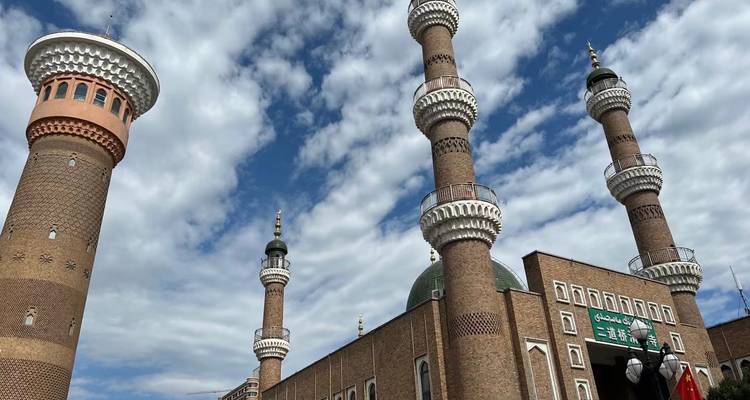 Urumqi and Turpan Highlights Tour 6D in Xinjiang - Silk Road Trips 1