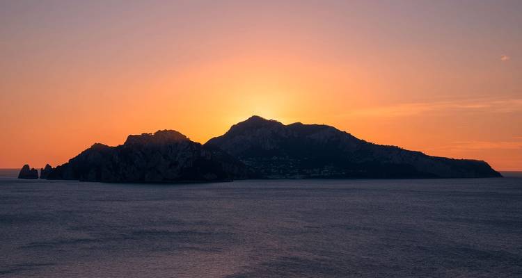 7 jours à Naples et Capri : Des rues anciennes aux rivages d'azur - STM Tours LLC 4