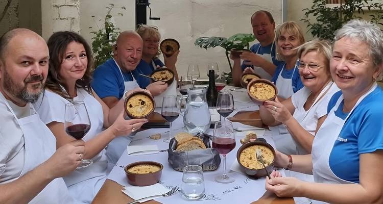 Cours de cuisine traditionnelle à Tirana - Go as Local  10