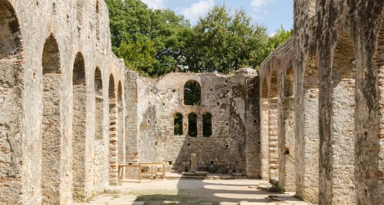 Tirana, Butrint, Gjirokastra et Berat au départ de Saranda ou Corfou - Go as Local  10