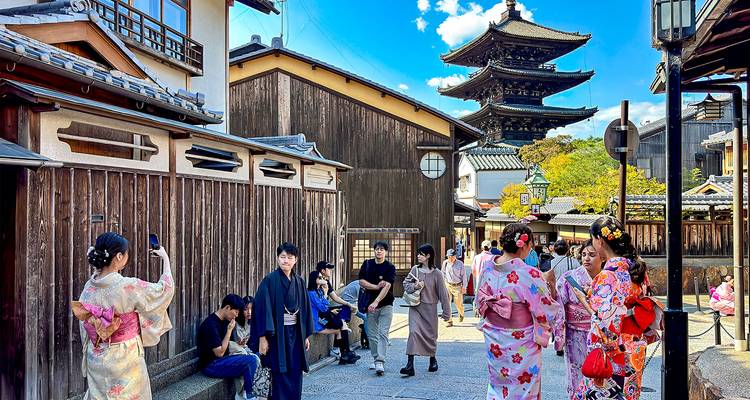 11 Days Japan Mini Group Tour with Family, Max 6 People and 3&4 Stars Hotels - TravelChinaGuide 10