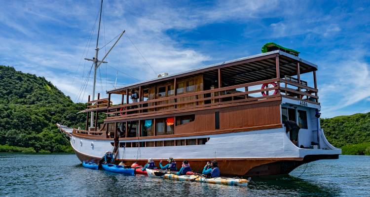 Bali, Lombok, Gili & Flores: The Island Sampler - G Adventures 1