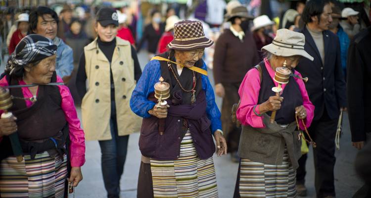 Lhasa Tour - Alpine Luxury Treks Pvt Ltd 4