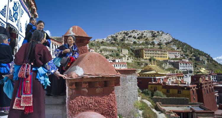 Voyage terrestre de 8 jours au Tibet, de Lhassa au camp de base de l'Everest - Alpine Luxury Treks Pvt Ltd 7