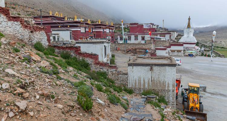 Voyage terrestre de 8 jours au Tibet, de Lhassa au camp de base de l'Everest - Alpine Luxury Treks Pvt Ltd 10