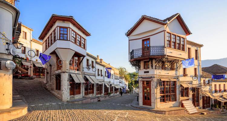 Traditionelle Gebäude in Gjirokastra, Albanien